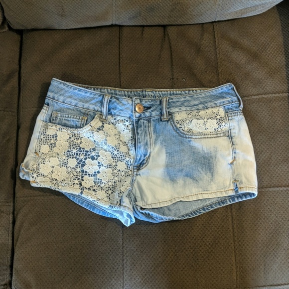 American Eagle Jean Short Shorts - Picture 1 of 2
